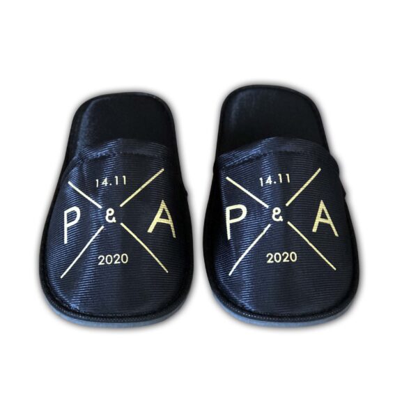 07.Pantuflas Iniciales con Líneas