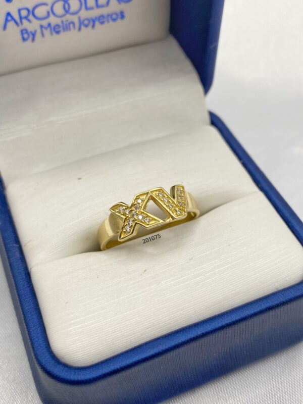 Anillo XV 7.5